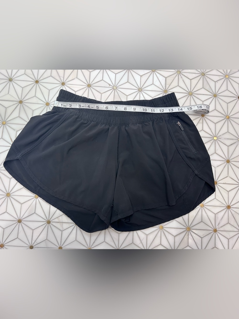 Lululemon Black Women's Athletic Running Shorts